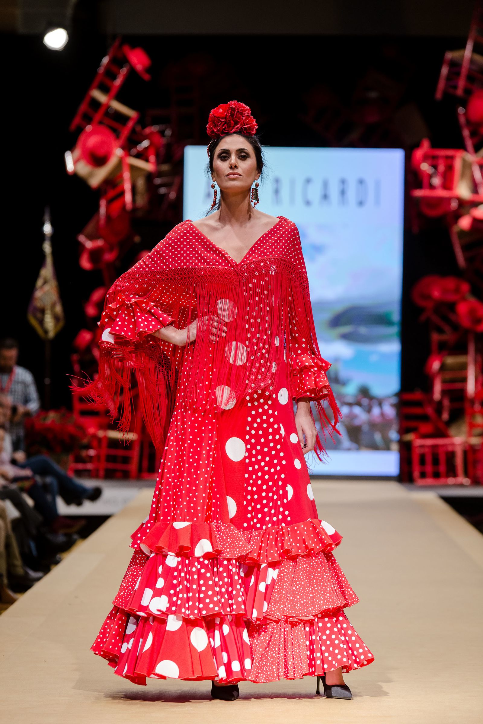 Pasarela Flamenca Jerez 2019: Real Hermandad del Rocío, el desfile benéfico en fotos