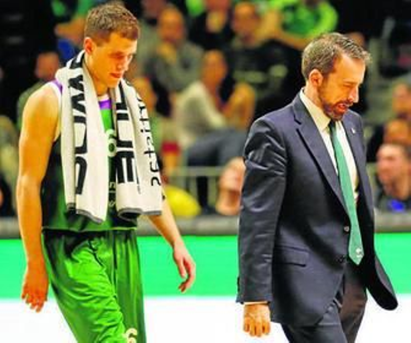 Nedovic y Plaza, cabizbajos, tras el partido ante el CSKA.