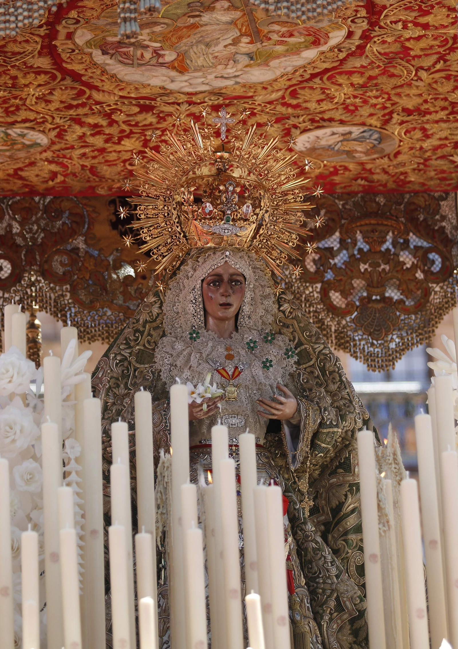 La Virgen de la Esperanza.
