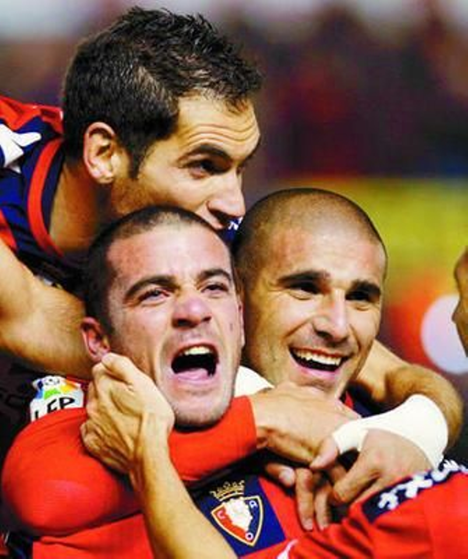 Pandiani y Aranda celebran uno de los tantos osasunistas.