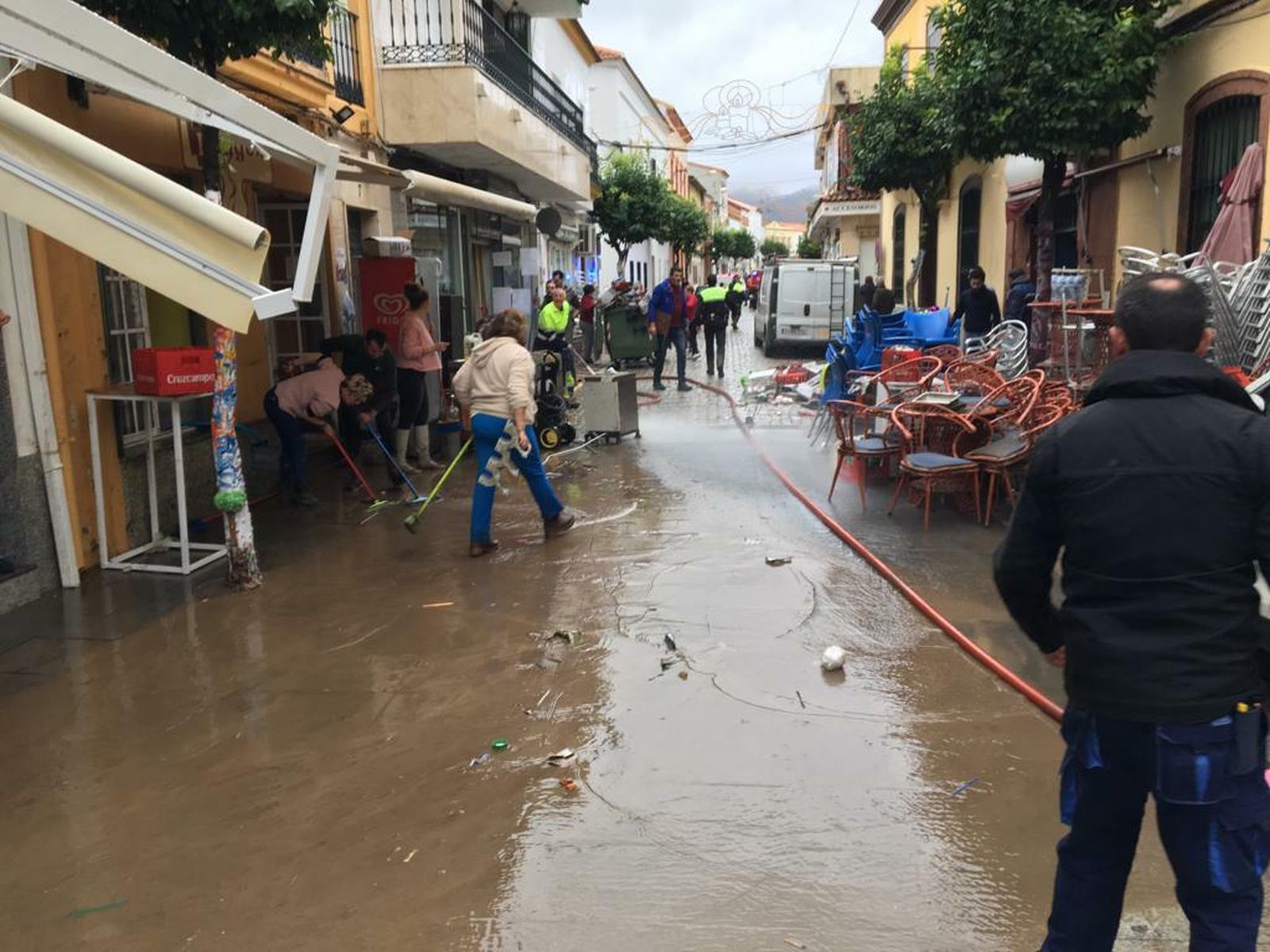 Imágenes de los destrozos que ha provocado el paso de Elsa por el pueblo de Nerva