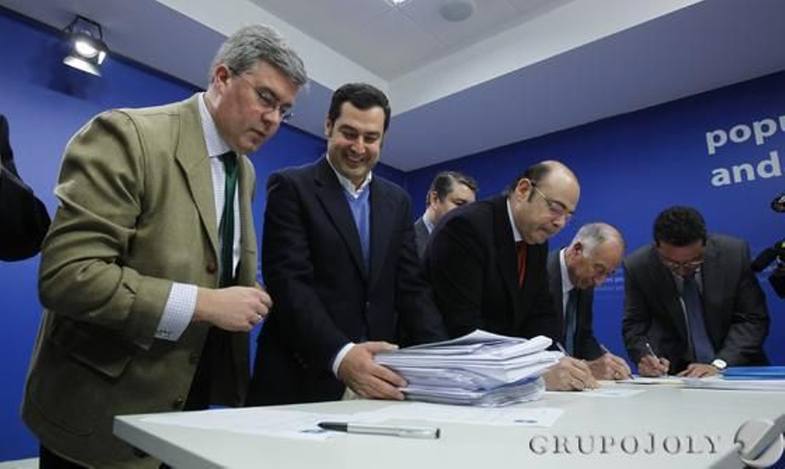 Moreno se proclama candidato "de consenso" para liderar el PP andaluz