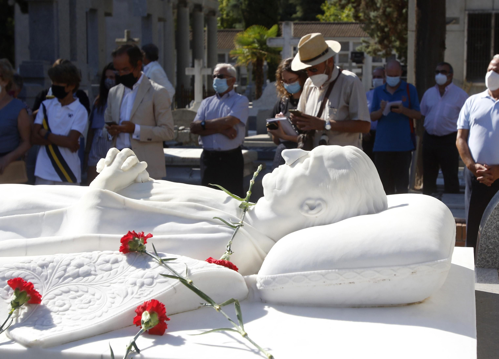 Las fotos de la ofrenda floral a Manolete