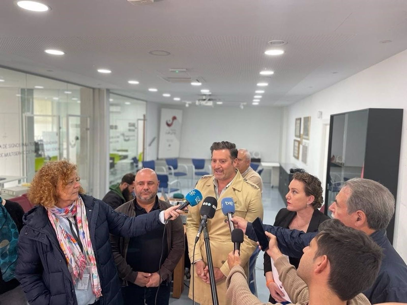 CS visita la sede de Asogra de cara al 28M