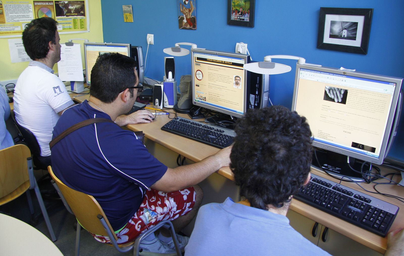 Las redes sociales dificultan la detección de la depresión sonriente