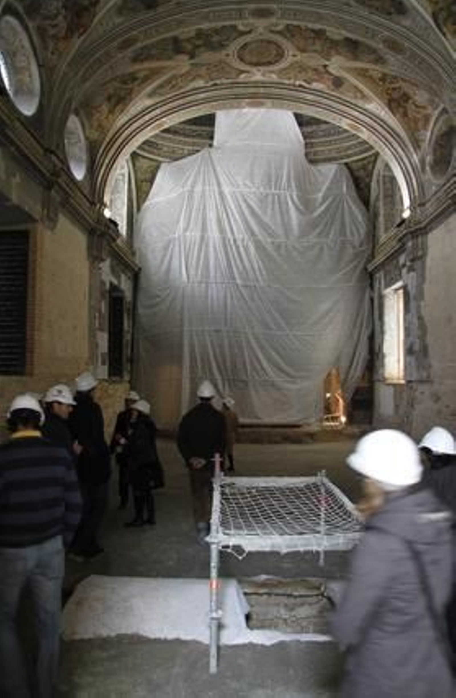 Visita a las obras de restauración de la iglesia de San Luis de los Franceses.

Foto: Victoria Hidalgo