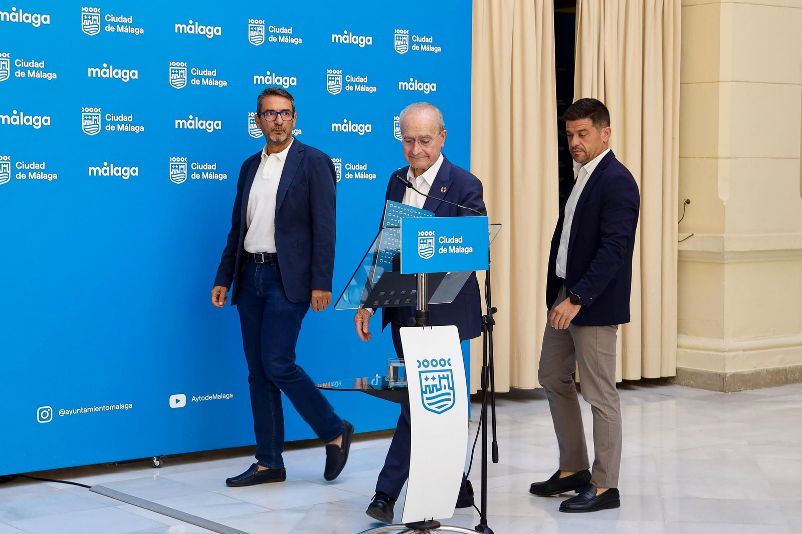 Mundial 2030 en Málaga: La reunión en el Ayuntamiento, en fotos