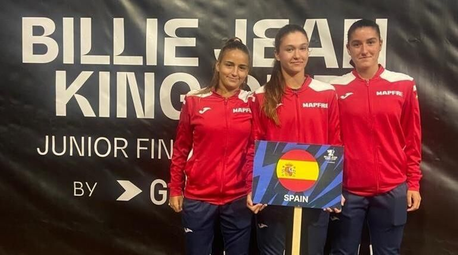 Las tenistas españolas, antes de su estreno en la Billie Jean King Cup Junior en Córdoba.