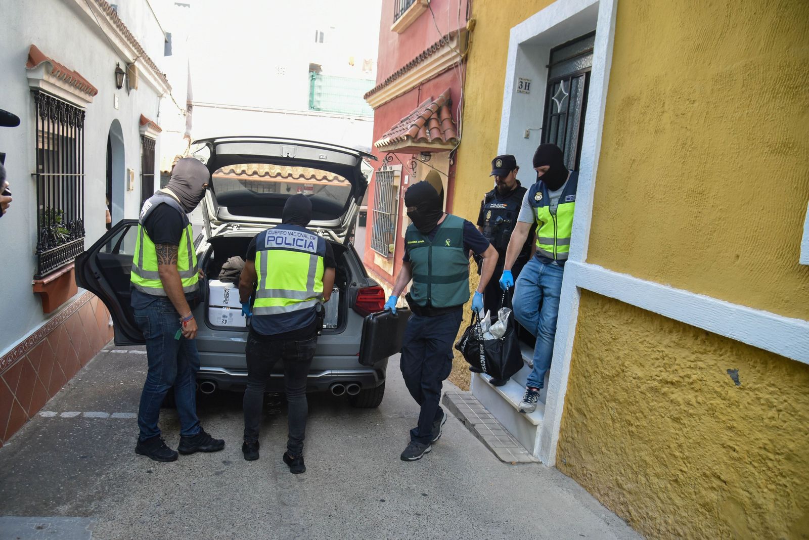 Registro en la calle Salamanca de Algeciras