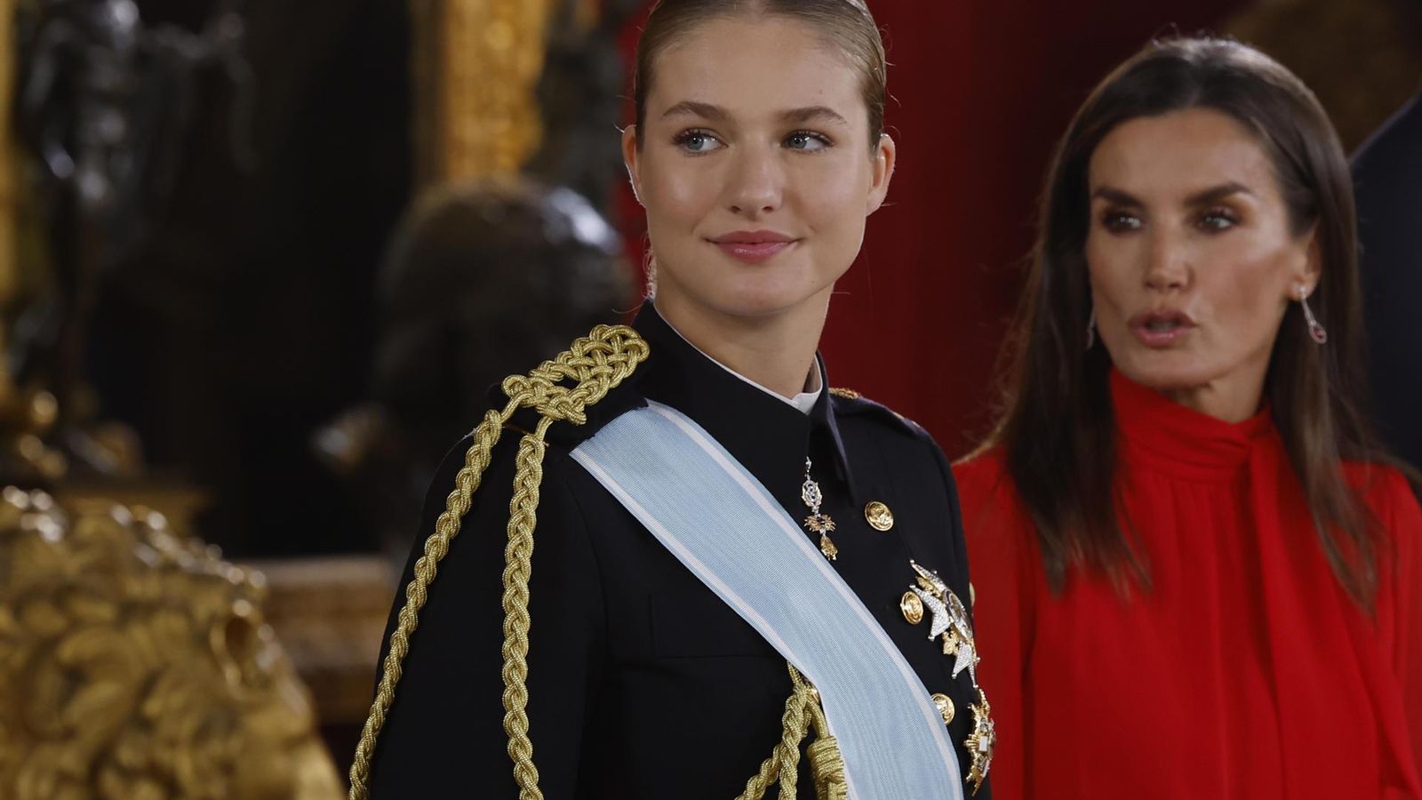 La princesa Leonor, junto a la reina Letizia La princesa Leonor, junto a la reina Letizia