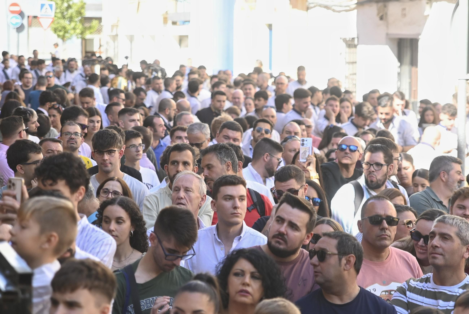 La cofradía de la Oración en el Huerto de Cabra, en el Vía Crucis Magno de Córdoba