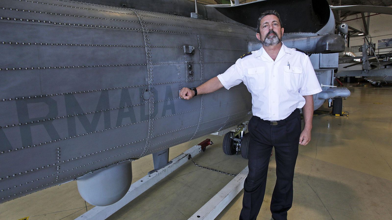 El subteniente Pérez Álvarez, de la Décima Escuadrilla.