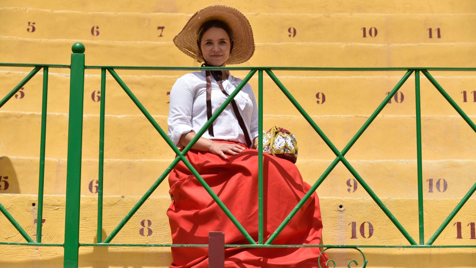 Blooms Day en la Plaza de toros de La Línea