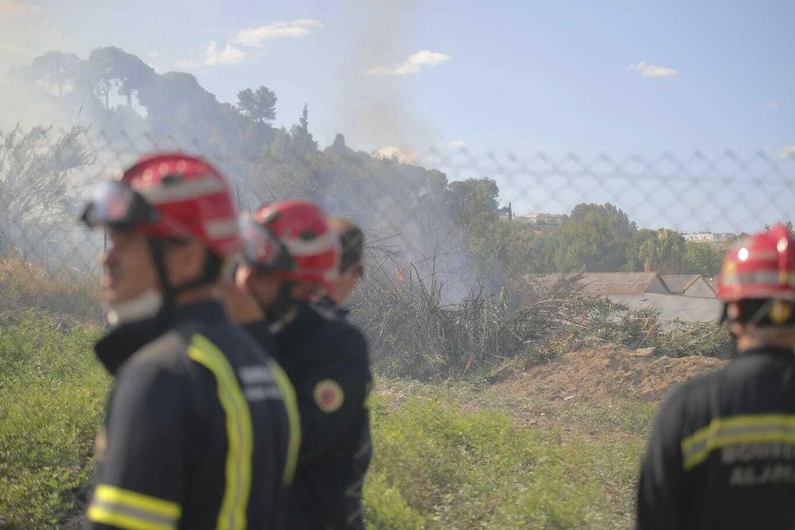 Incendio en la cornisa de Gelves