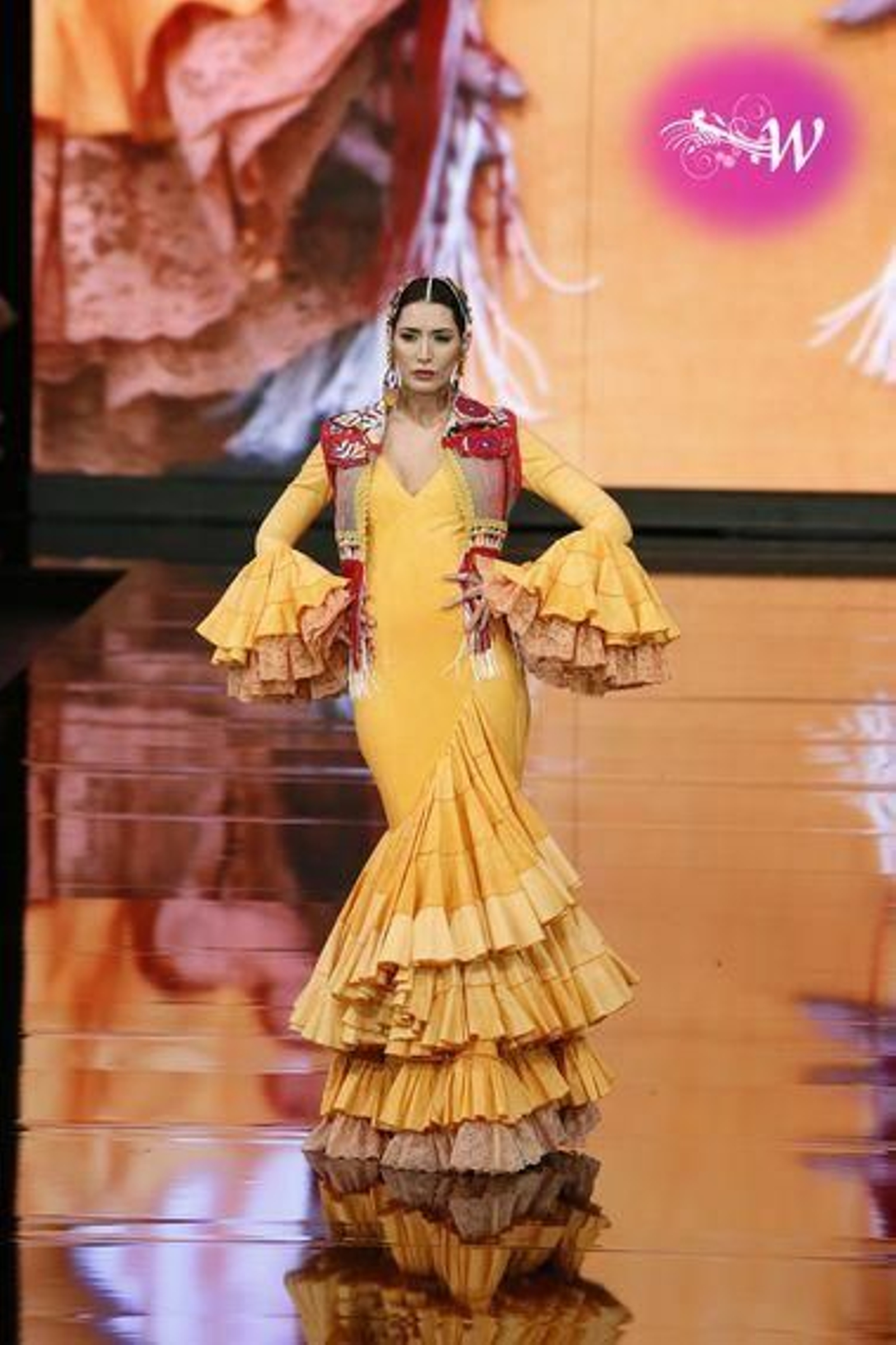 Aurora Gaviño homenajea a María Jiménez: todas las fotos del desfile en SIMOF 2020