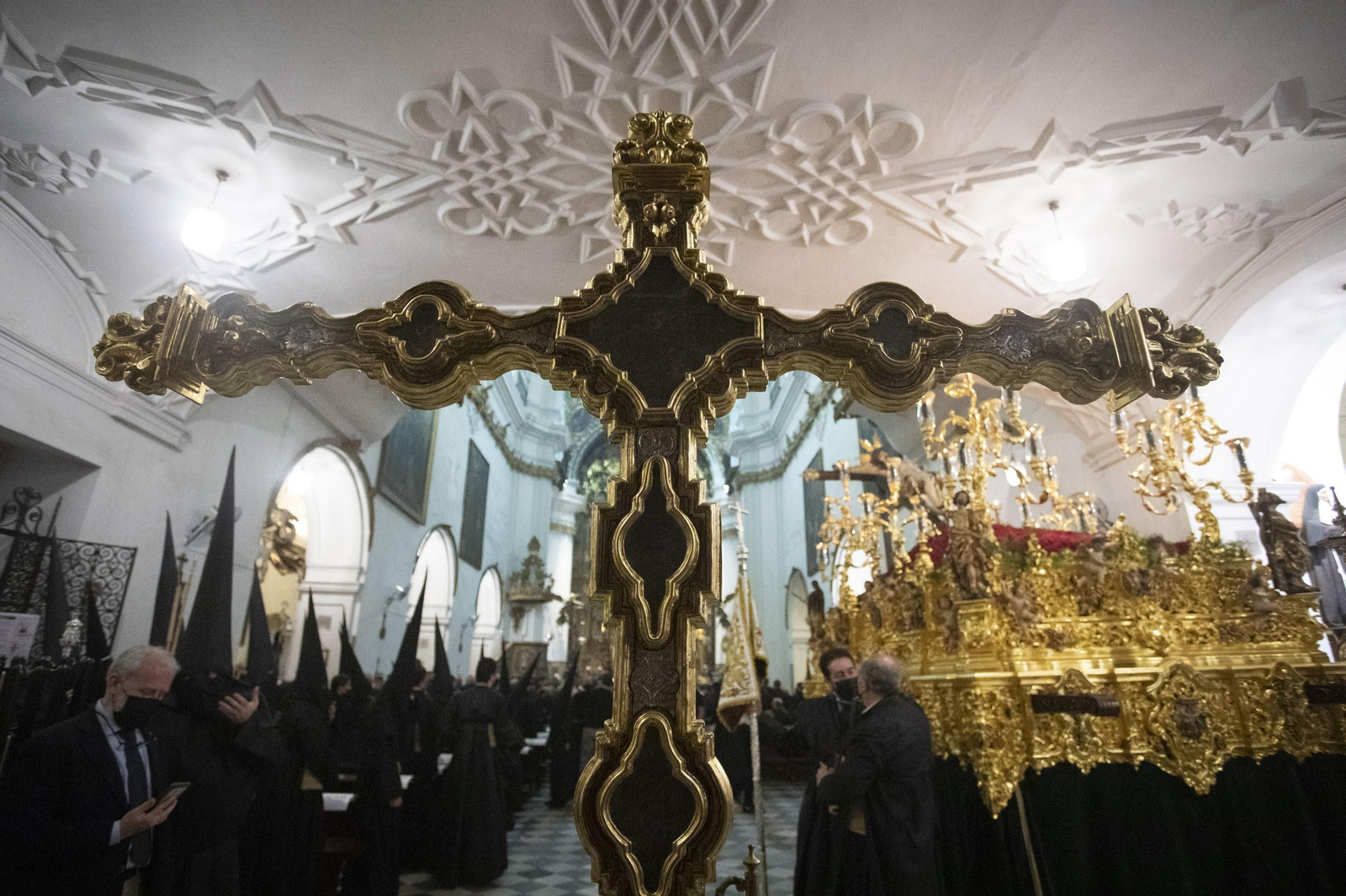 Las imágenes de la cofradía de Vera-Cruz en la Semana Santa de Cádiz 2022