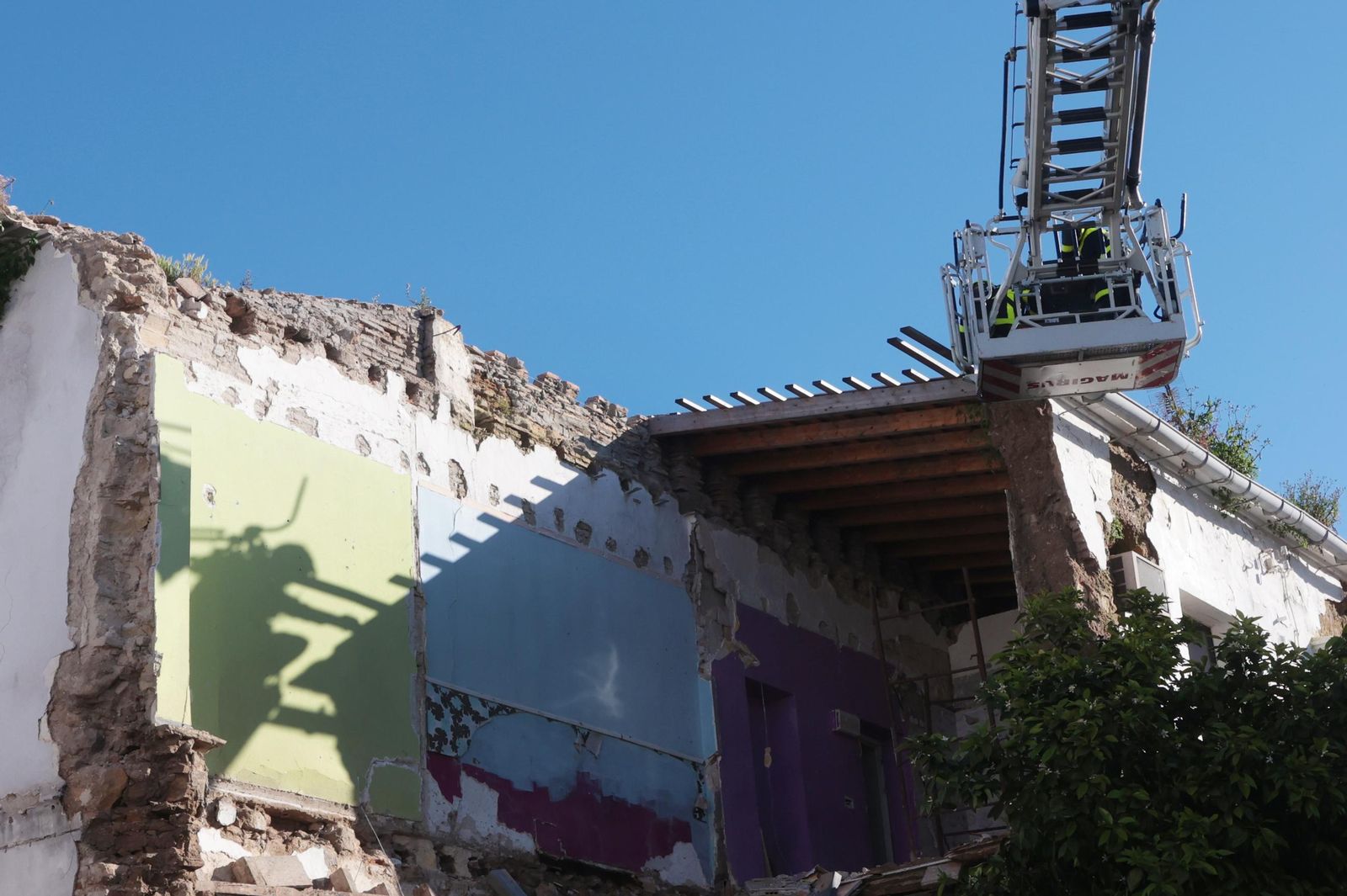 Derrumbe en Jerez de una casa en el barrio de San Miguel
