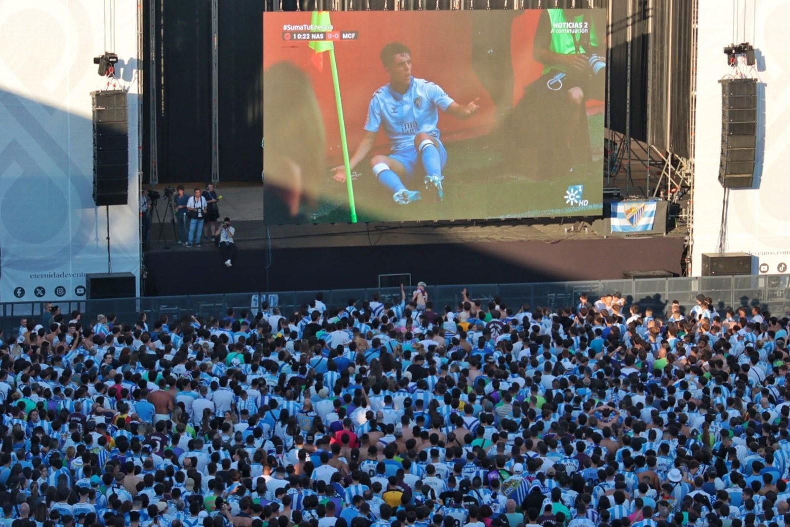 La madrugada interminable con la que Málaga celebró el ascenso