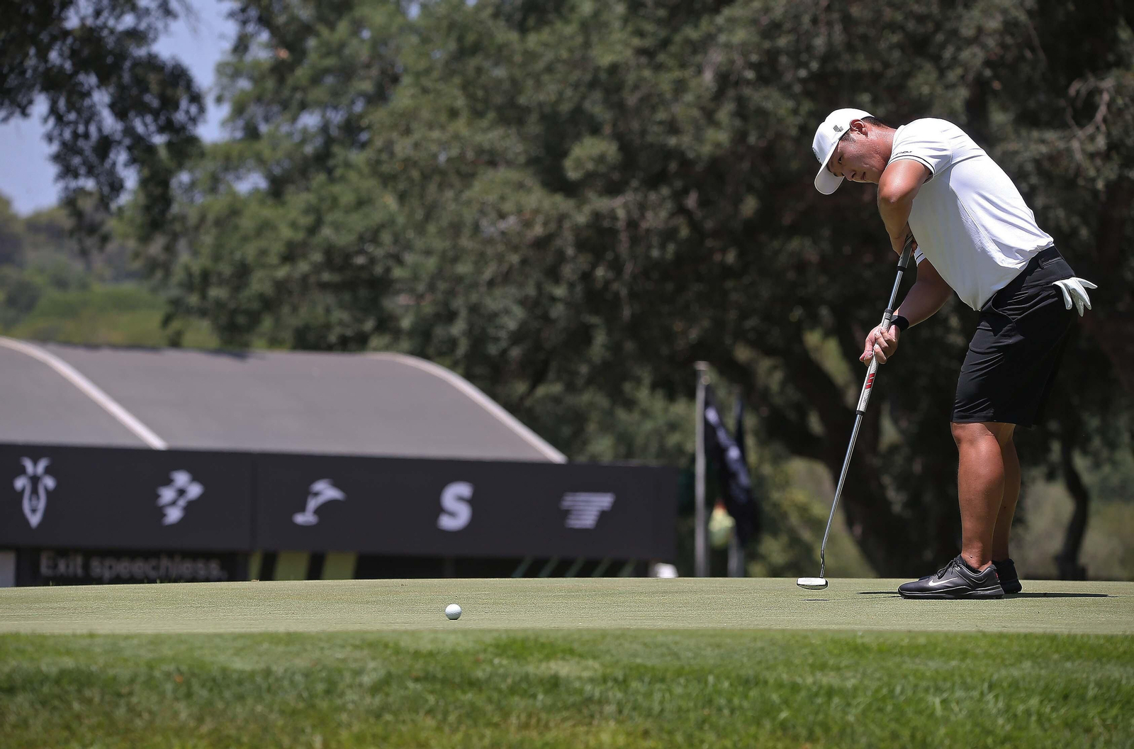 Fotos de la primera jornada del LIV Golf Andalucía 2023 en Valderrama