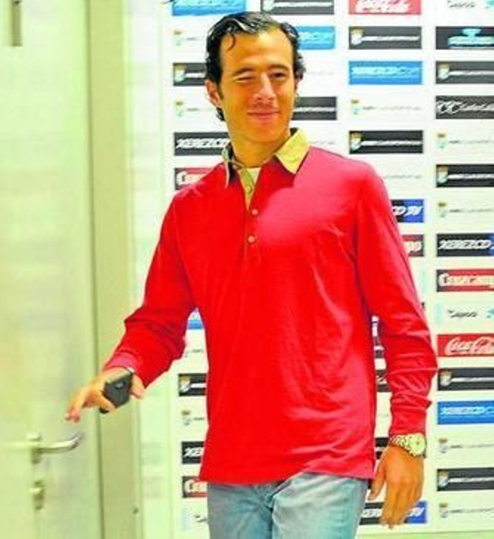 Bruno Herrero, guiñando ayer tras su rueda de prensa.