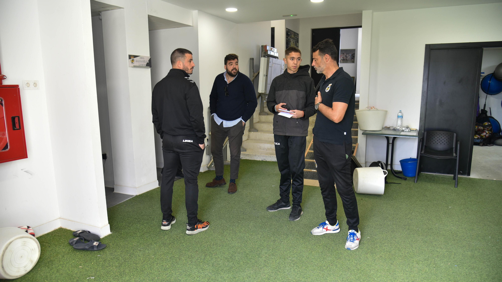 La intrahistoria de la foto oficial de la Balona 2023-24, en imágenes