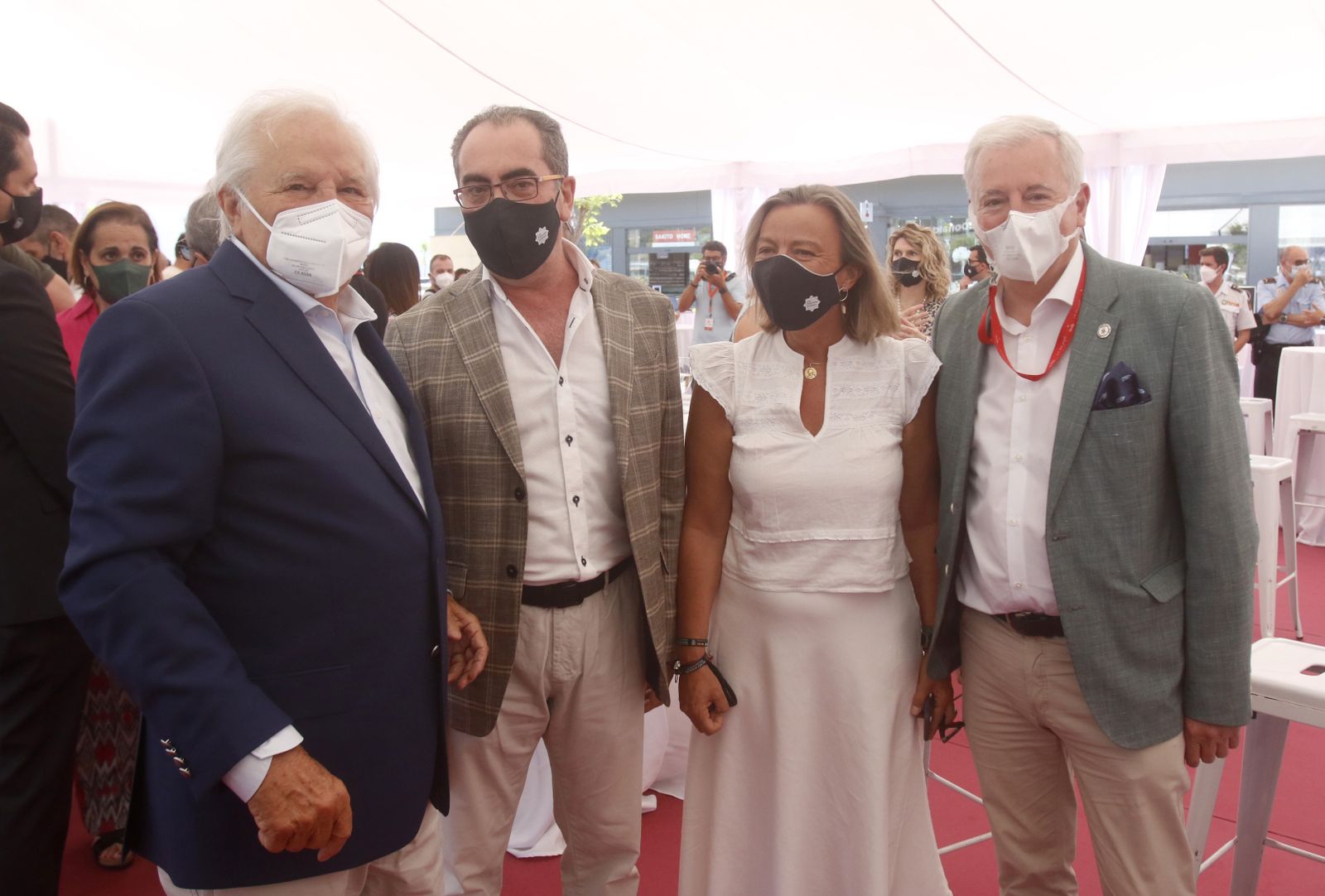 La apertura del parque comercial Los Patios de Azahara en Córdoba, en fofografías