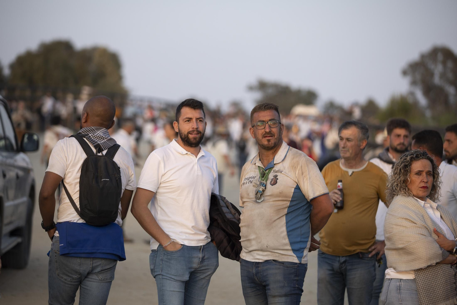 El Rocío 2023: Imágenes de la entrada de la Hermandad de Huelva en El Rocío