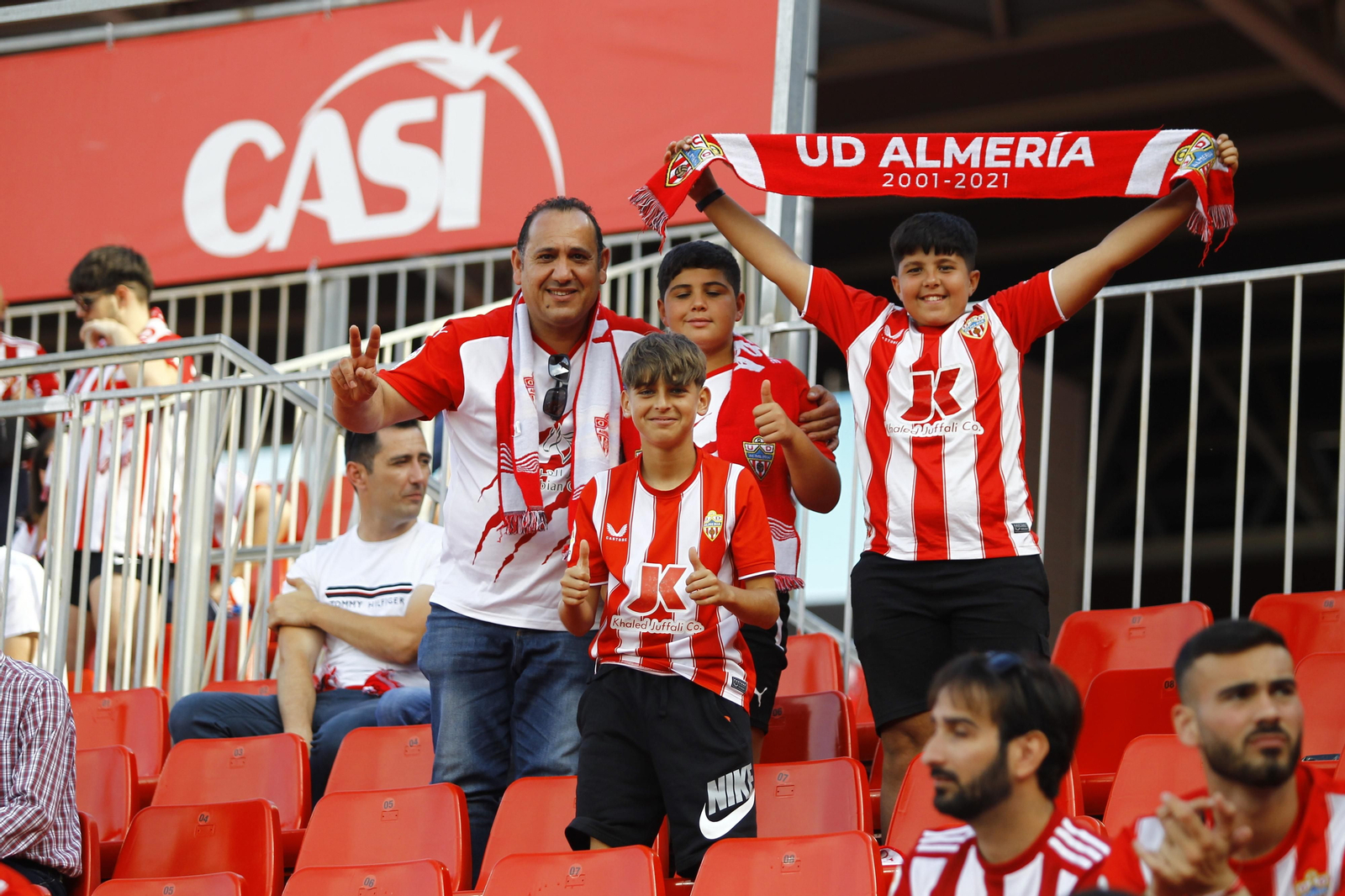 Imágenes del partido U.D. Almería-Real Valladolid C.F.