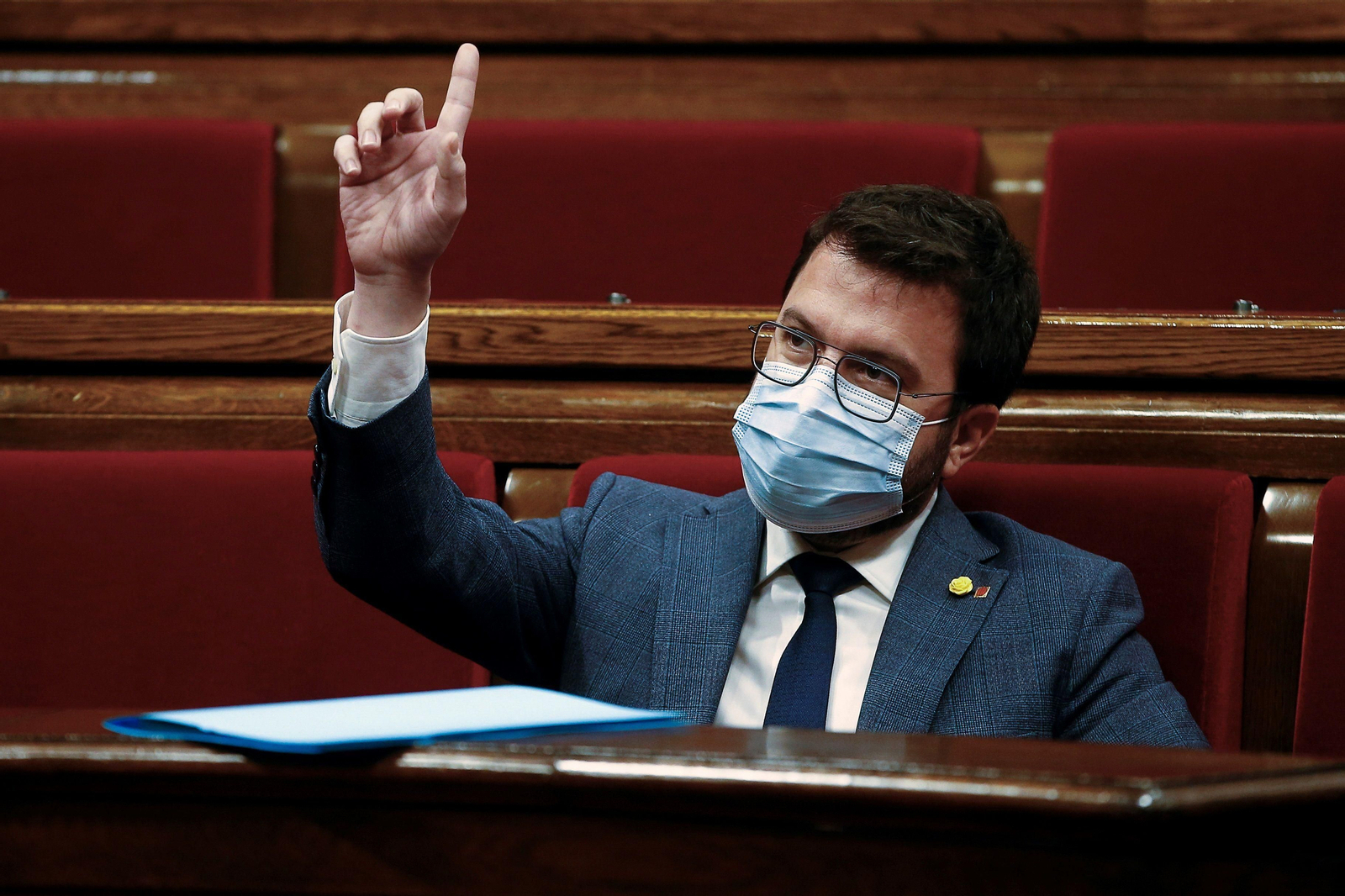 El vicepresidente del Govern con funciones de presidente, Pere Aragonés, en el Parlamento catalán.