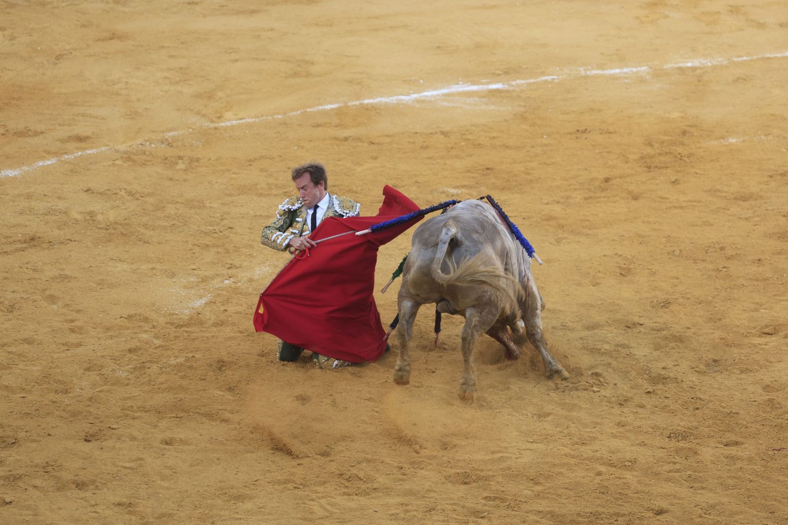 Fotos de la corrida de toros de la Feria de San Roque con David Galván, Román y Joaquín Galdós