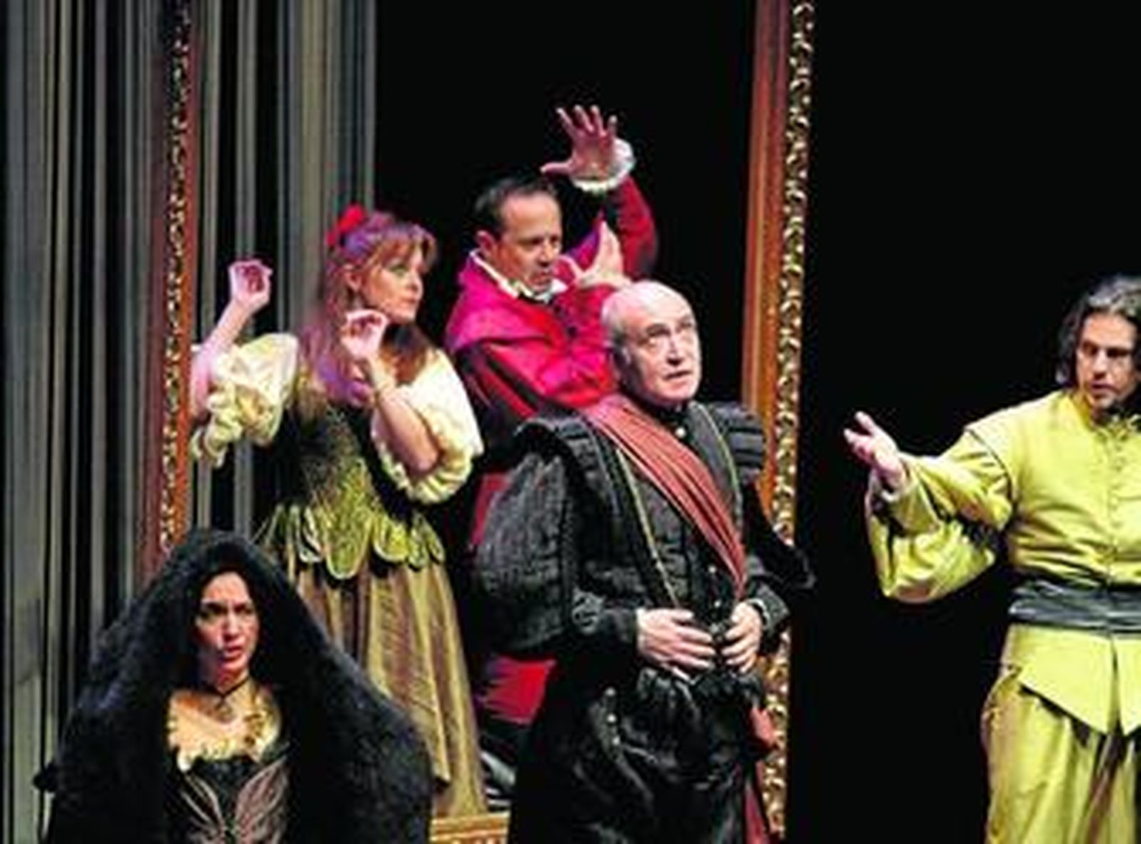 Escena de la obra 'El galán fantasma' con Carmen Morales en el reparto.