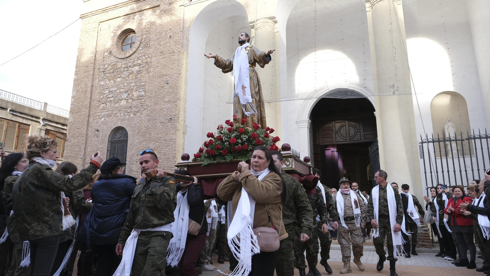 Imágenes de las Fiestas de San Antón y San Cayetano, de Cantoria