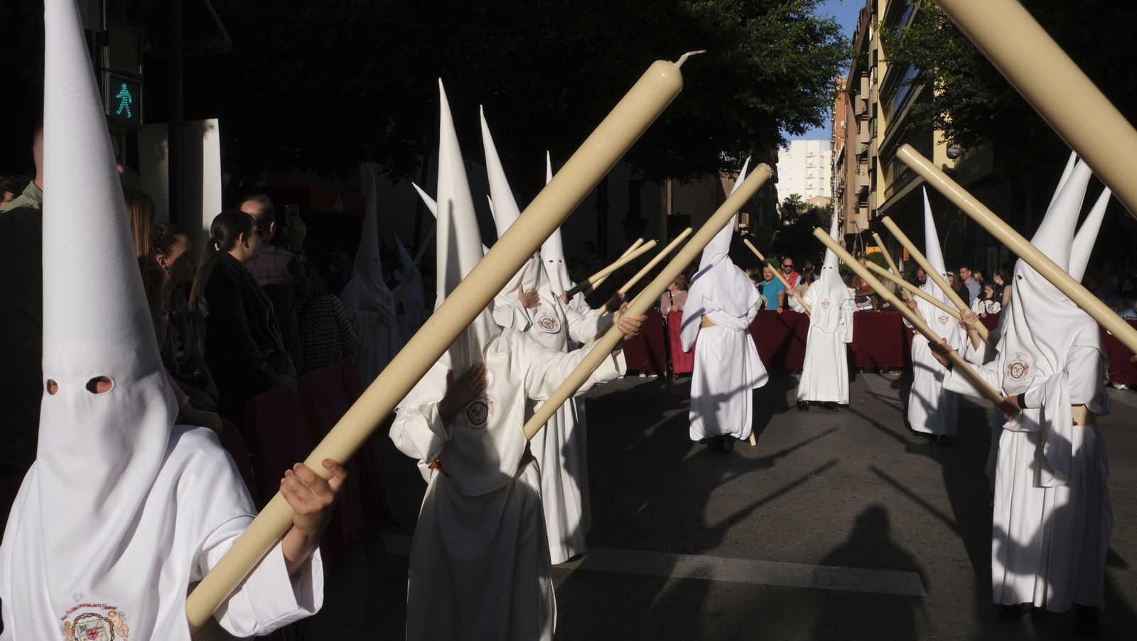 La procesión de la Santa Cena en Almería, en imágenes
