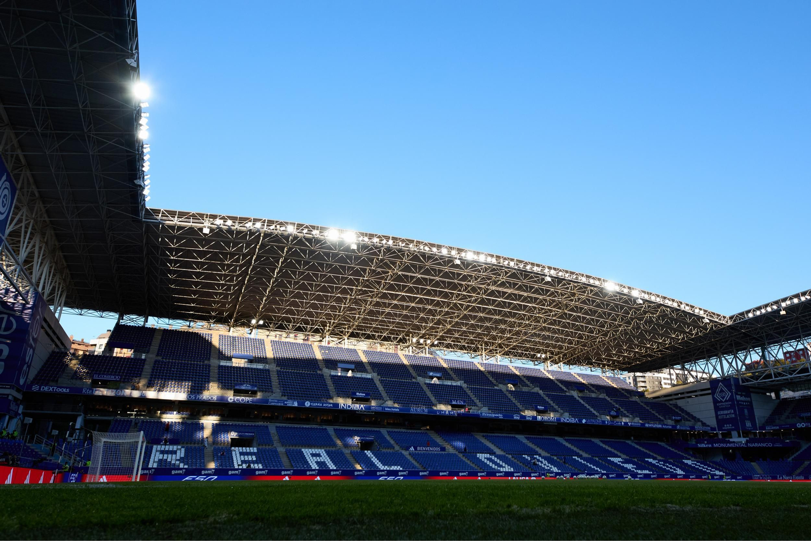 Las fotos del Oviedo-Barcelona