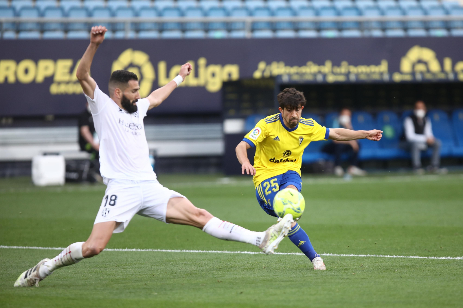 Las imágenes del Cádiz-Huesca