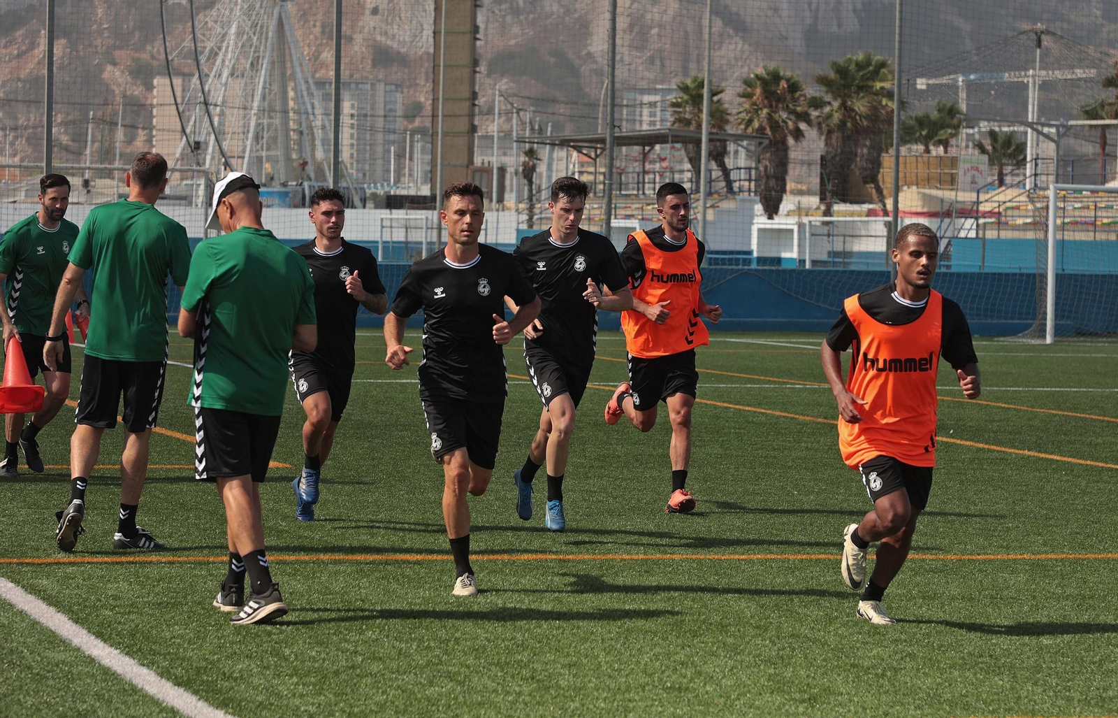 Fotos del primer entrenamiento de la Balona de la pretemporada 24/25