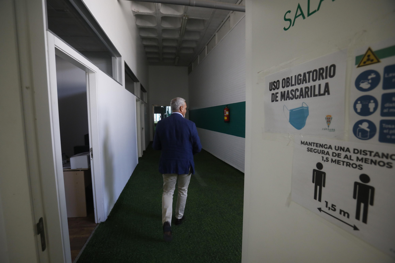 Las imágenes de la despedida de Miguel Valenzuela del Córdoba CF