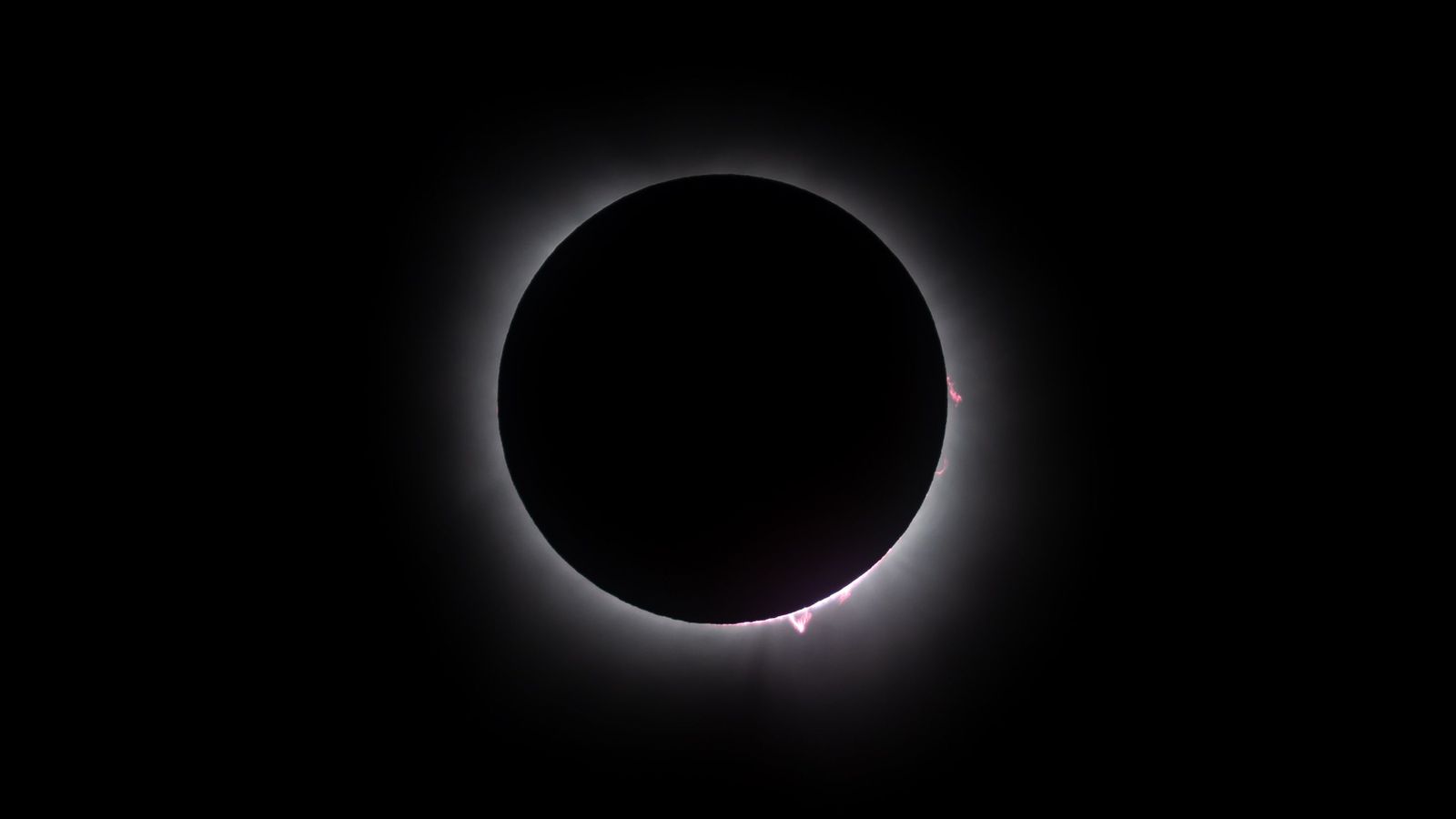Eclipse solar total