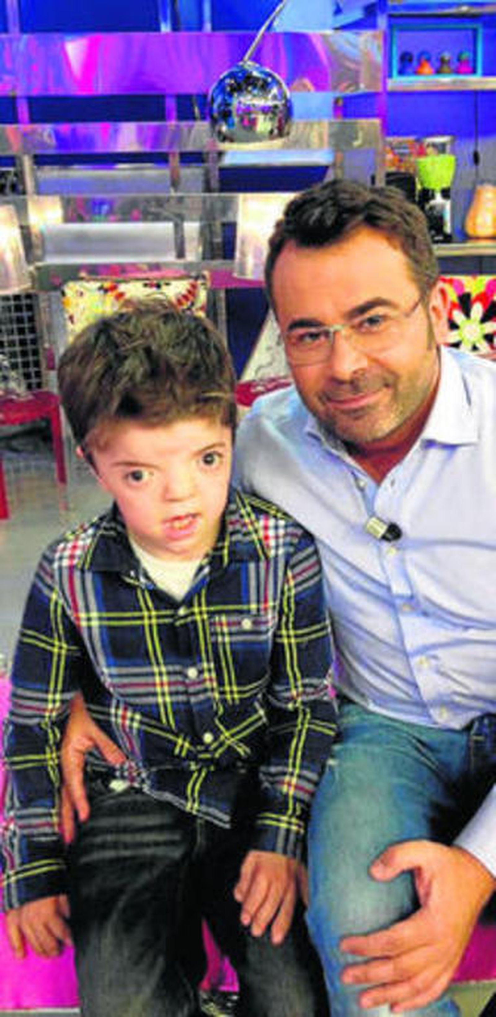 El niño Edu enternece 'Sálvame'