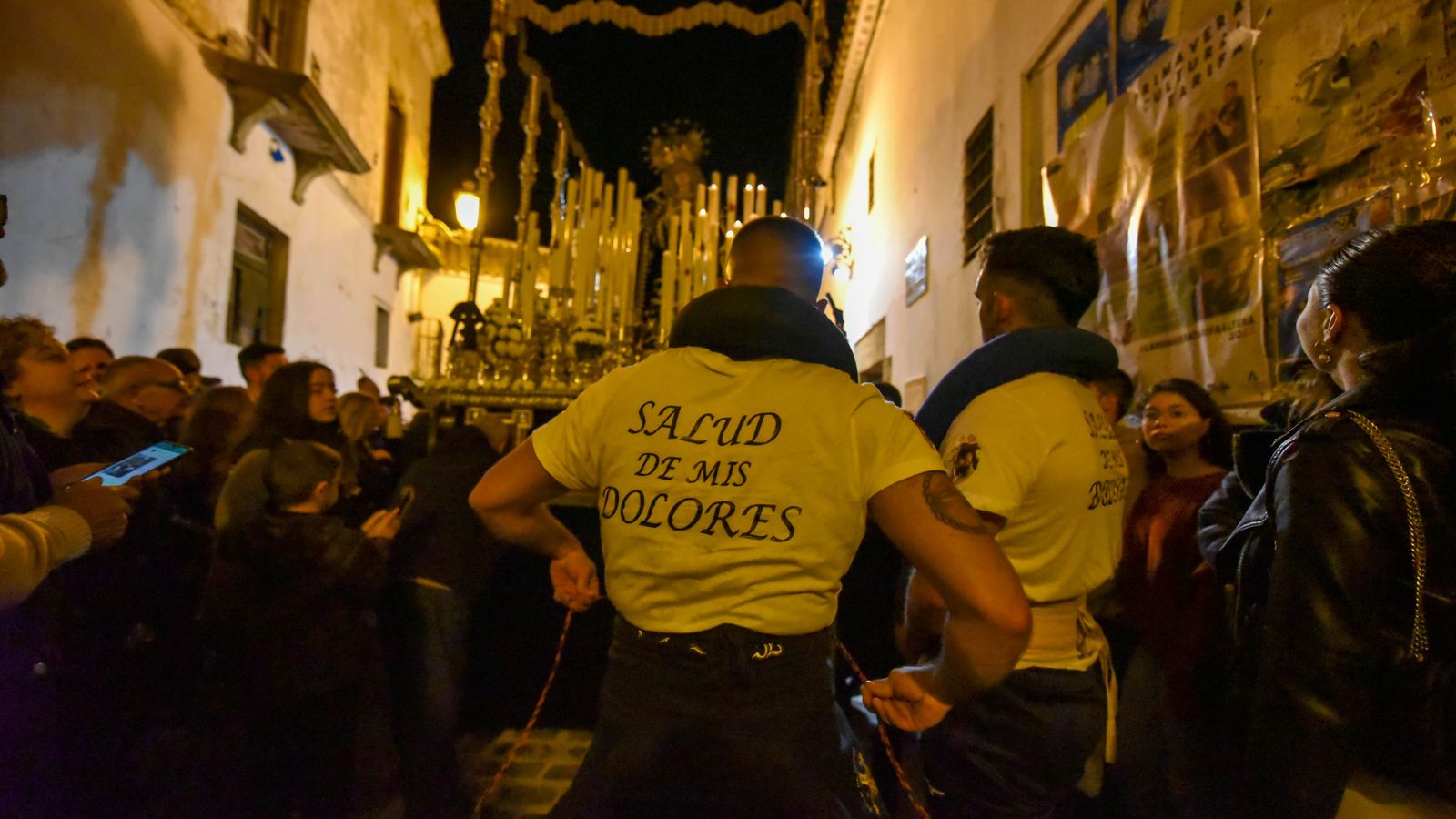 Fotos del Martes Santos en Tarifa: Santisimo Cristo de la Salud y Nuestra Señora de los Dolores