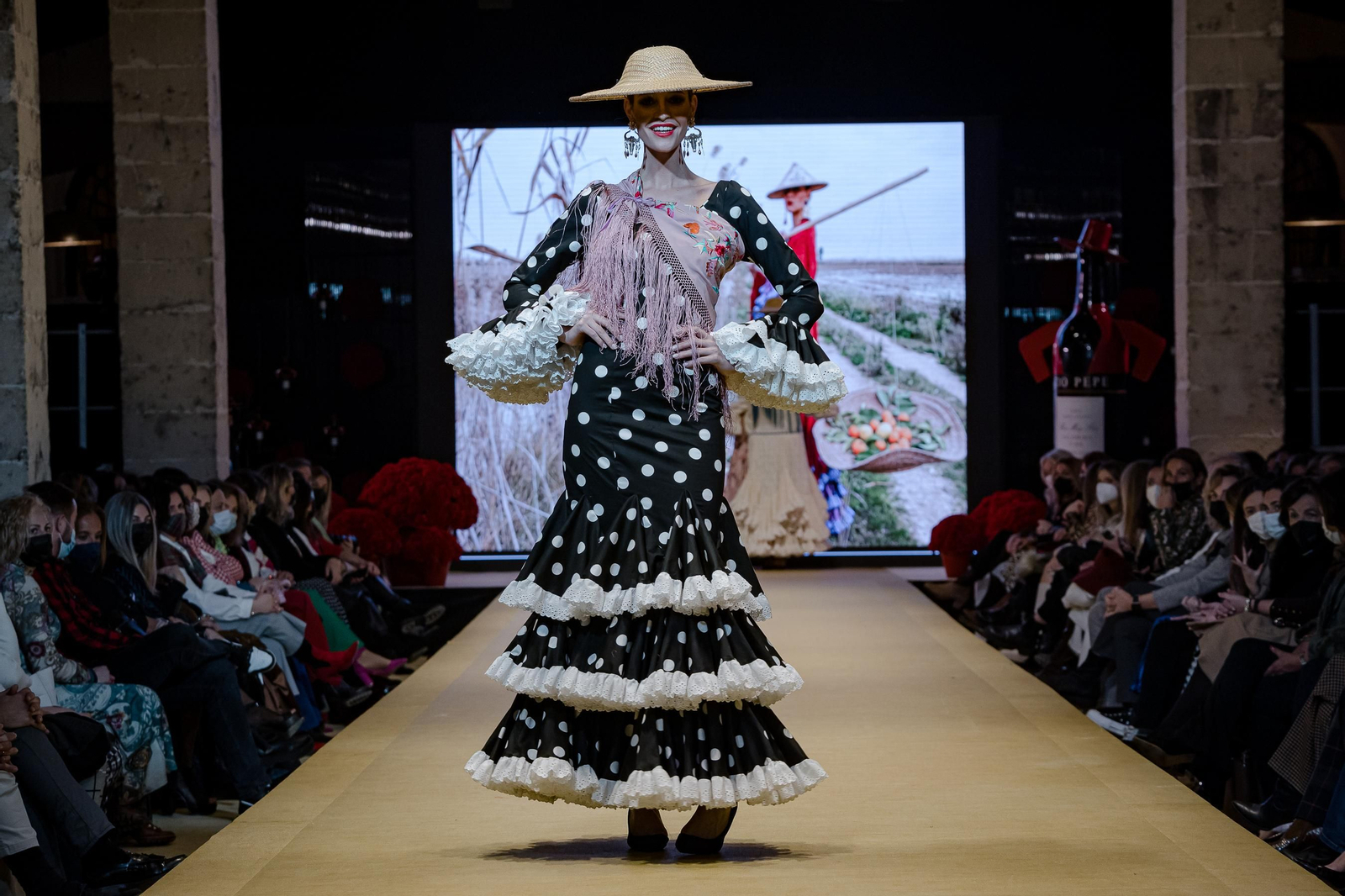 El desfile de Rocío Peralta en la Pasarela Flamenca de Jerez, todas las fotos
