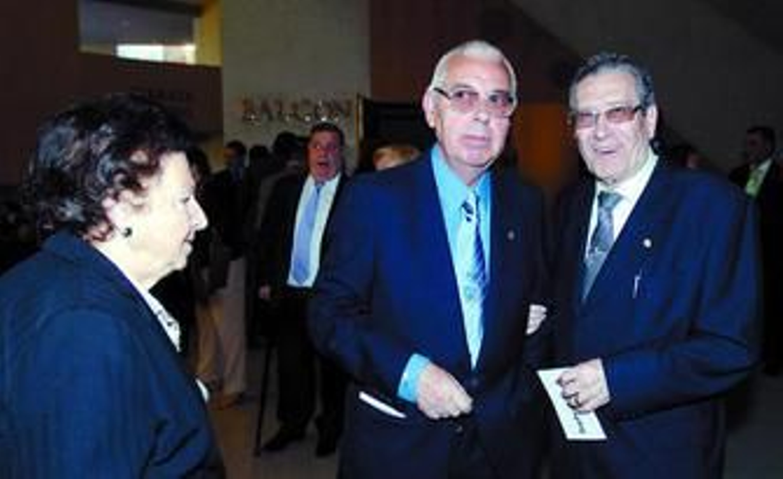 El pregonero con su mujer y sus hijos