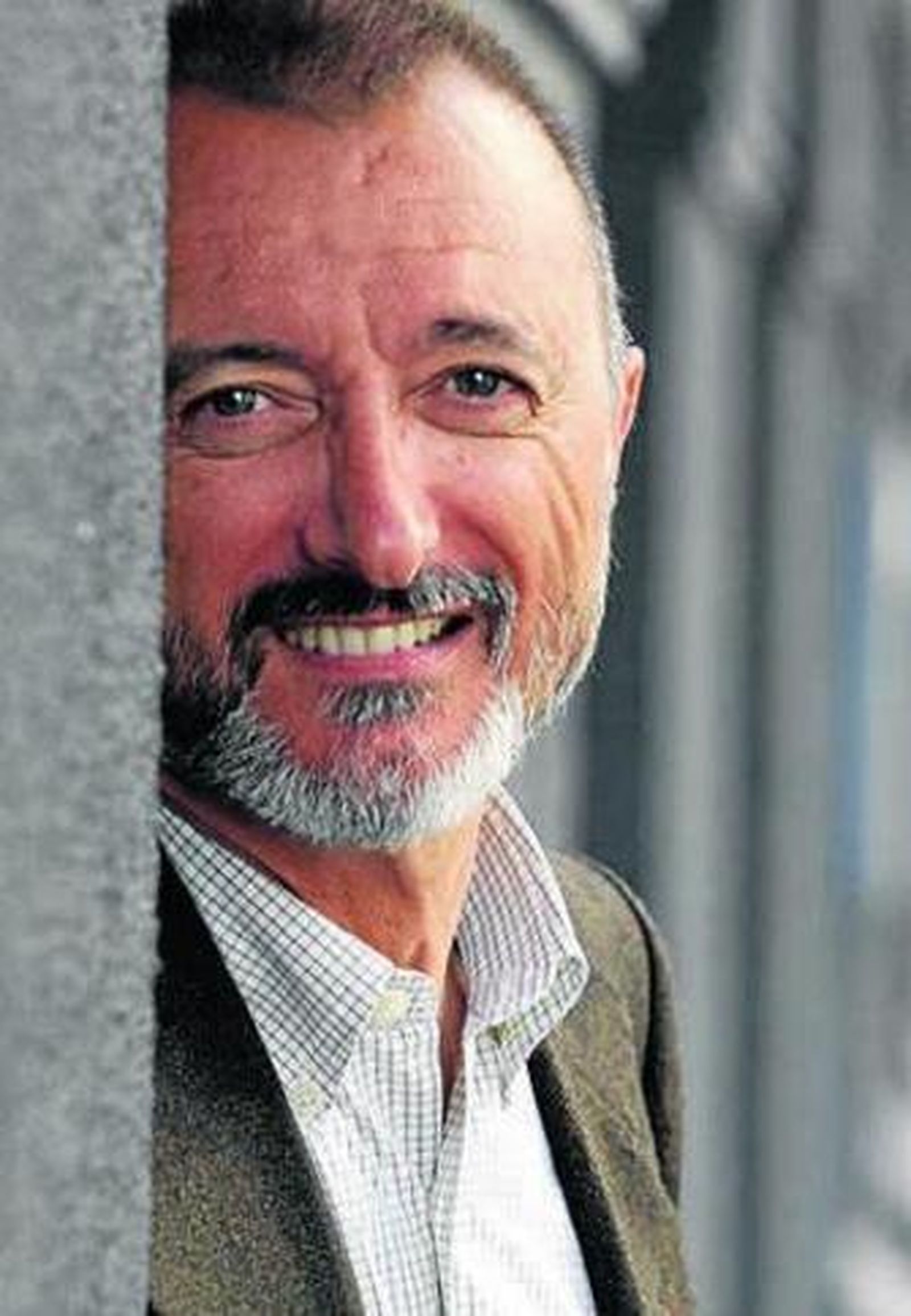 Arturo Pérez Reverte.