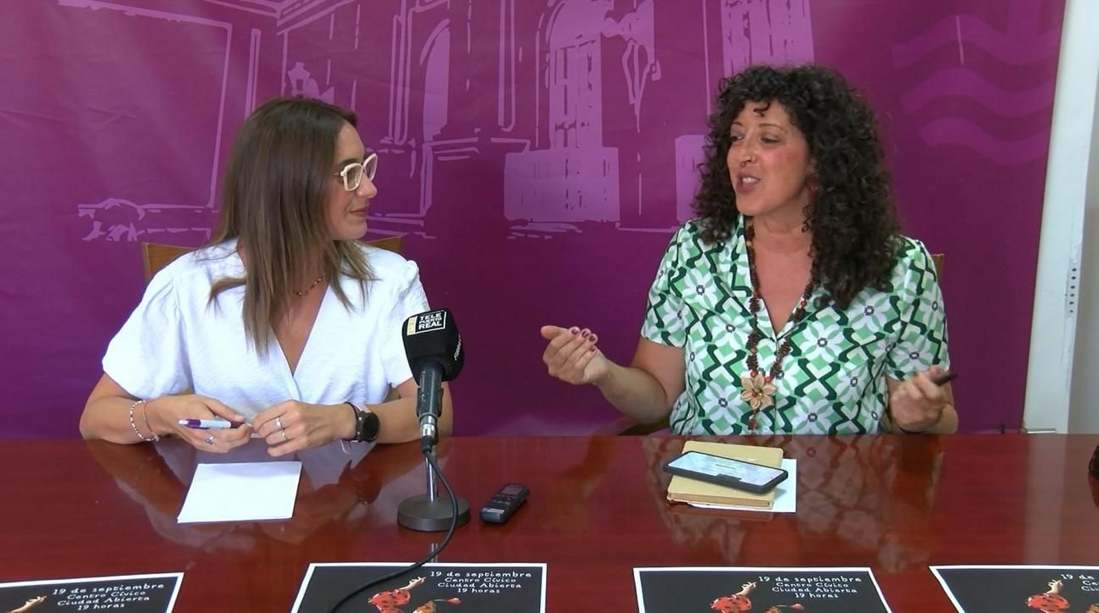 Lorena Díaz y Xiomara Sáez en la presentación del evento