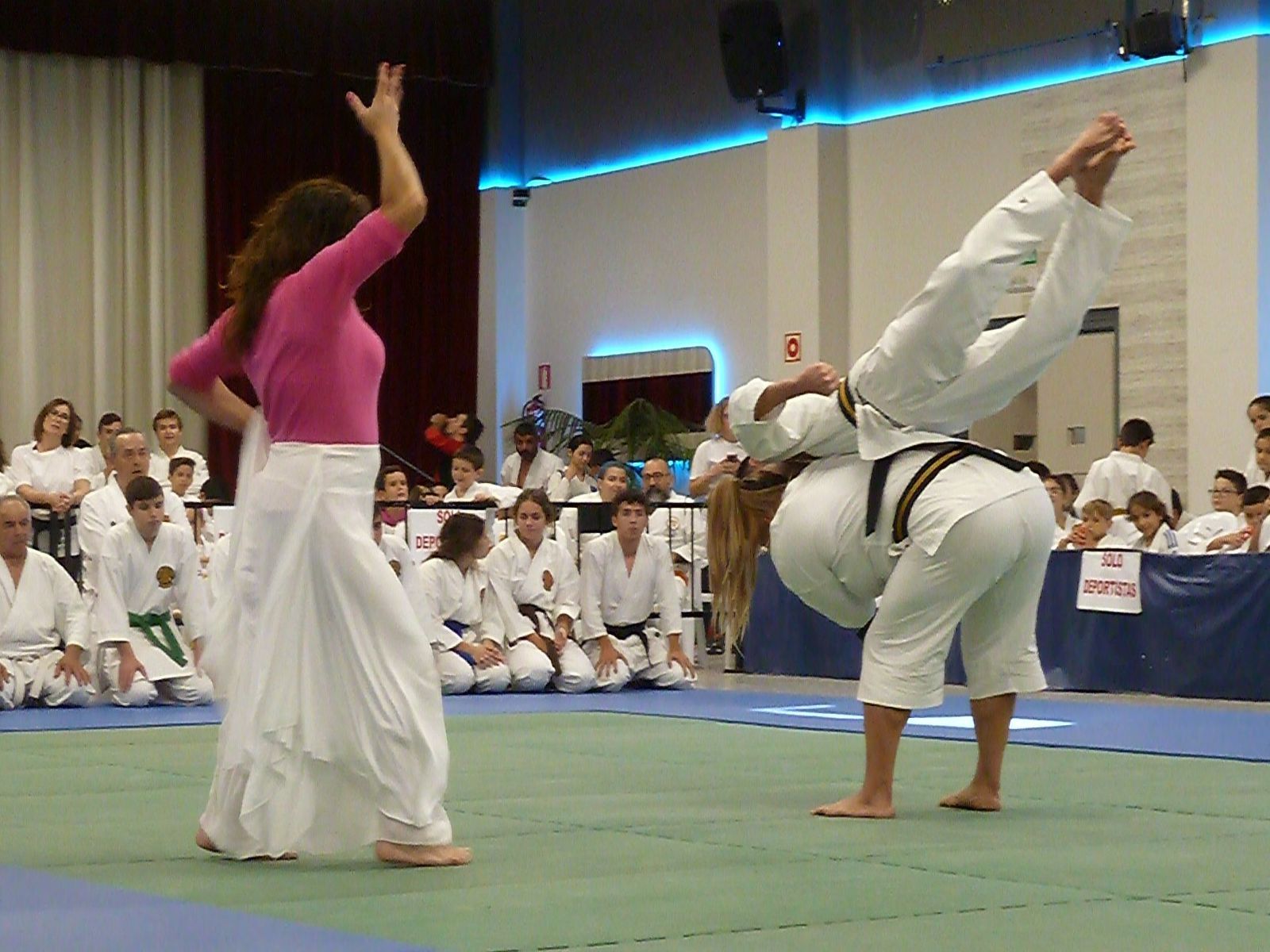 XII Gran Gala Solidaria de Artes Marciales en el Club Nazaret