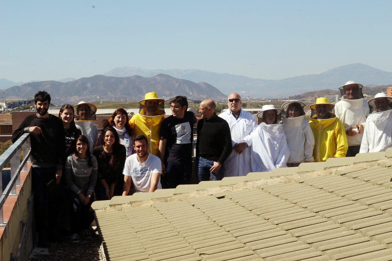 Parte del equipo multidisciplinar del proyecto Apicampus.