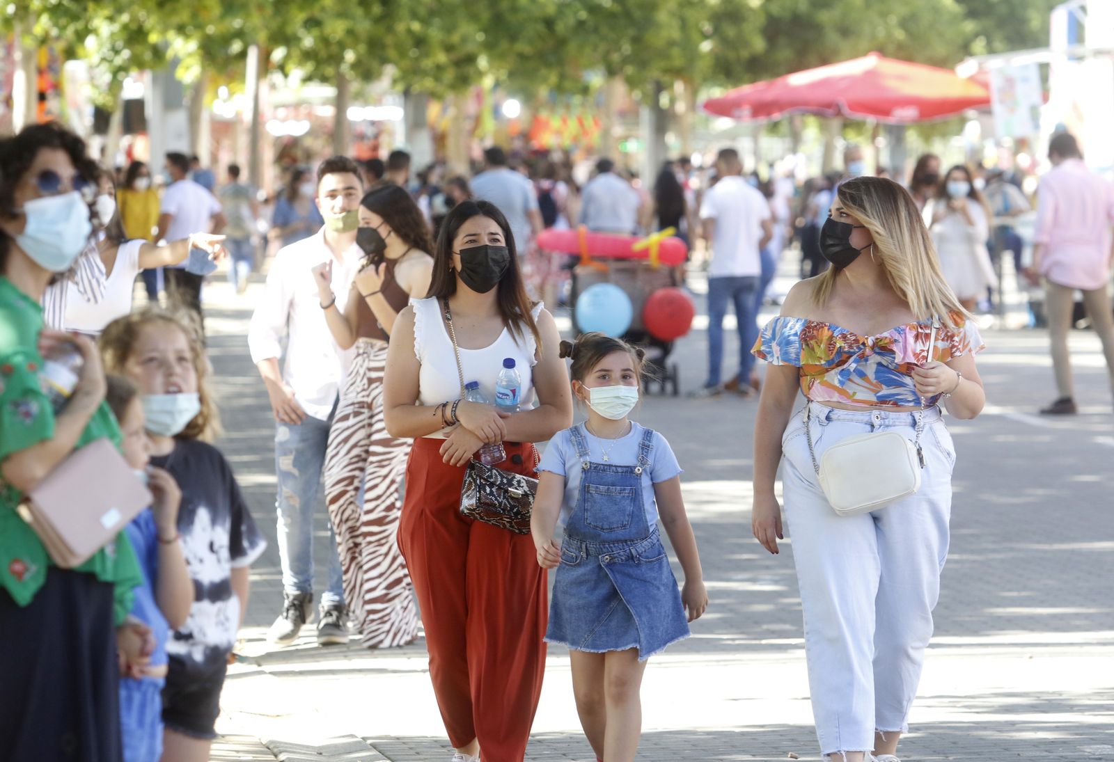 Las imágenes de un sábado de 'Feria' especial en El Arenal