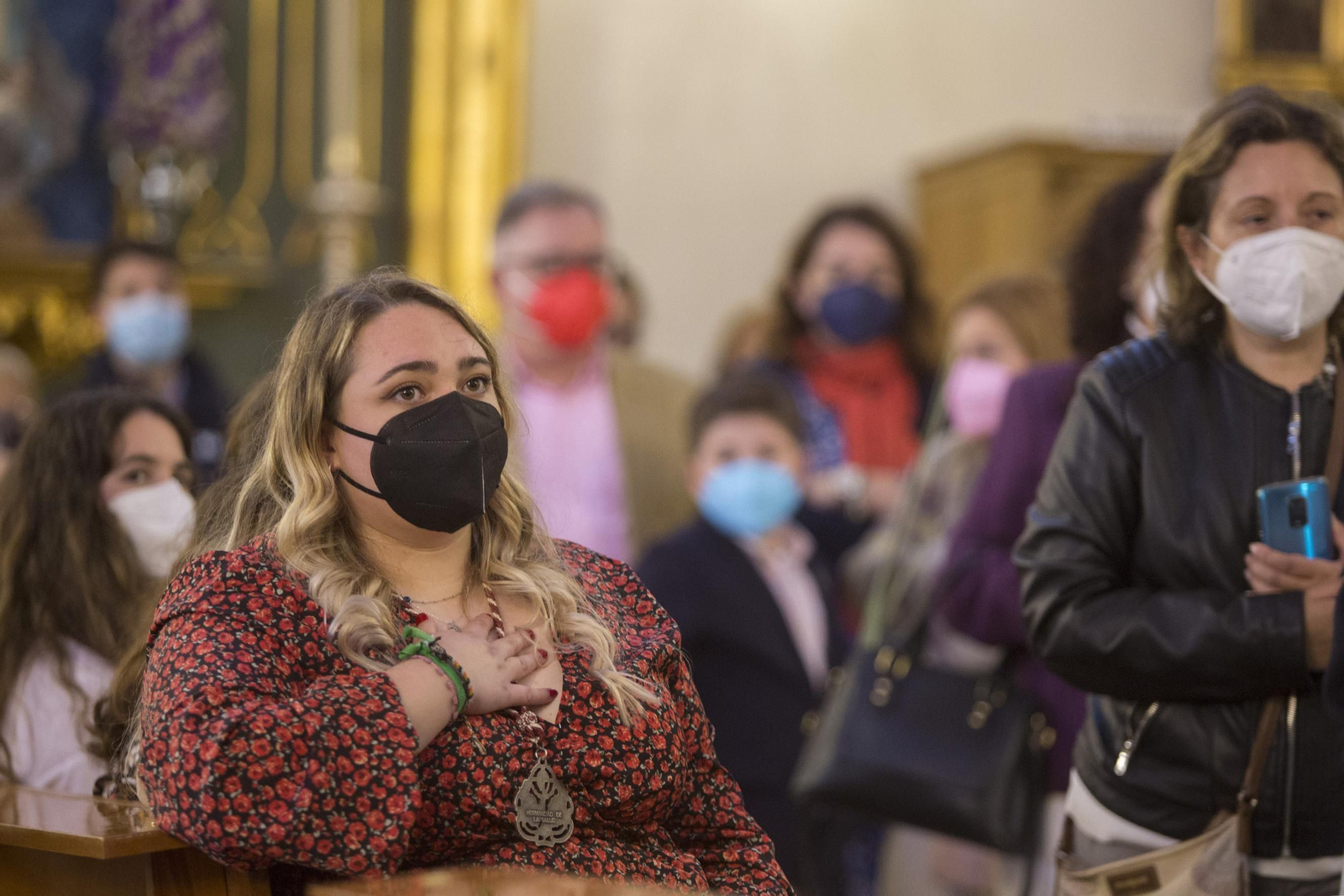 Las fotos del Domingo de Ramos, con largas colas en los templos