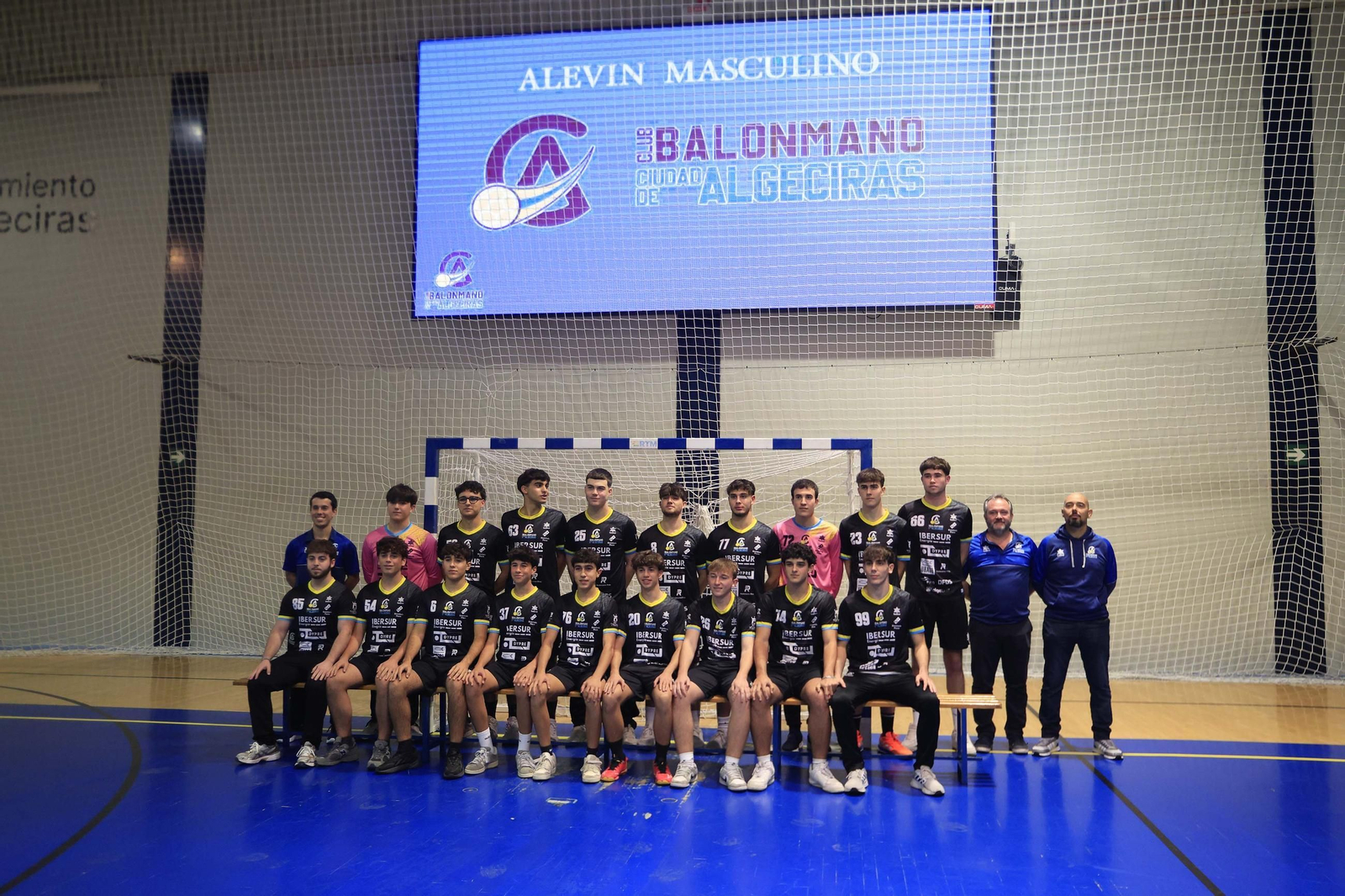 Las fotos de familia del Club Balonmano Ciudad de Algeciras 2025-26