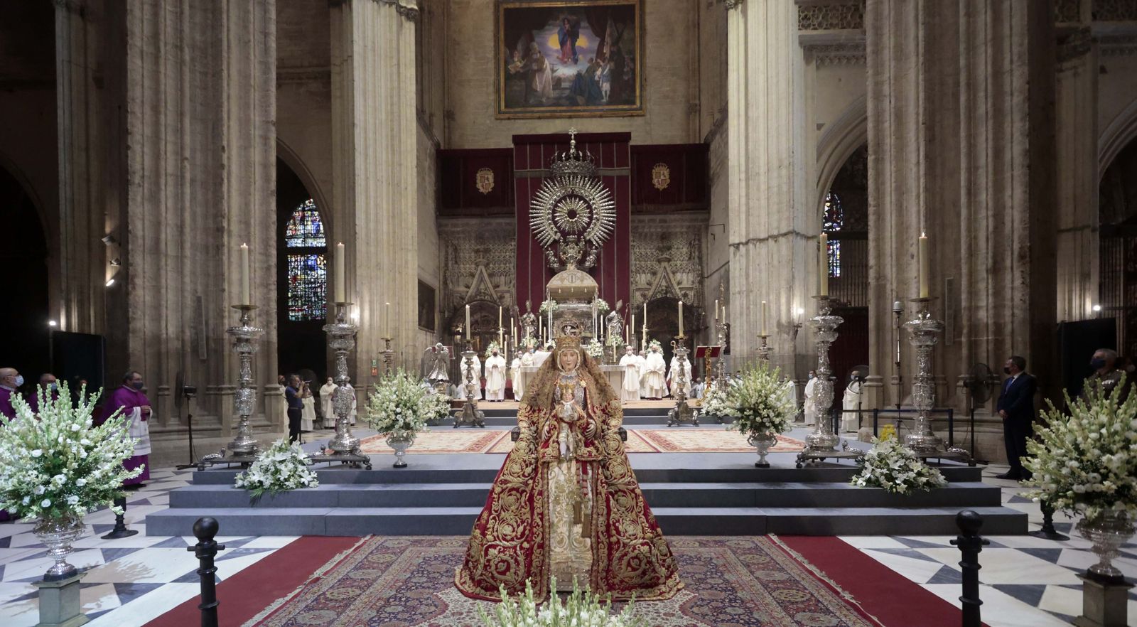 Imágenes de la festividad de la Virgen de los Reyes en la Catedral de Sevilla